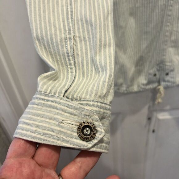 Forever 21 Jean Jacket Womens Size‎ Large Over Sized Coat Railroad Stripe Shirt - Picture 9 of 10